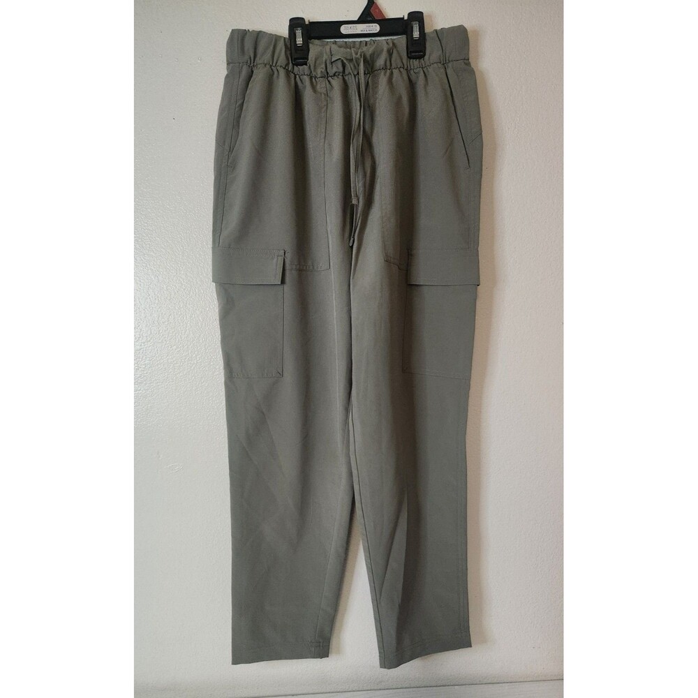 Fiestar Women’s green olive  with 4 Pockets  size small,